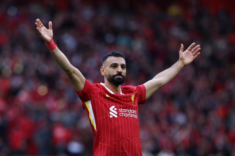 北京国安在2025年足协杯夺冠，五冠登顶，与上海海港同获亚冠资格，但亚冠表现惨淡，中超差距明显。